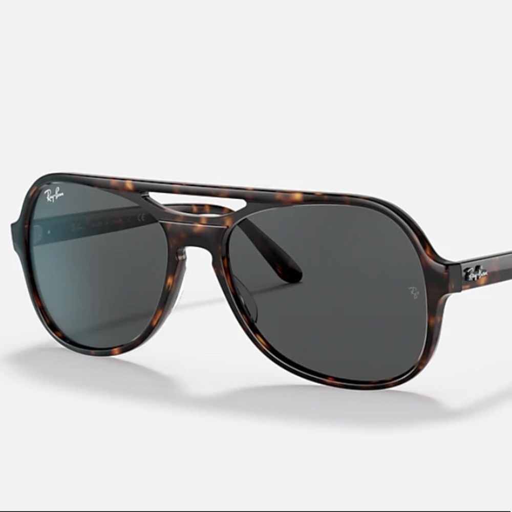 Rayban